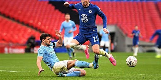 Hau Ve La Gi 3 Hậu vệ có vai trò chính là phòng ngự